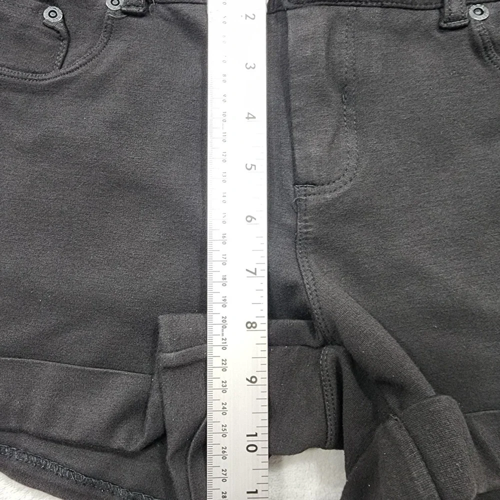 Maurices Shorts Womens M Black Chino Cuffed Stretch 5 Pocket Casual Summer
